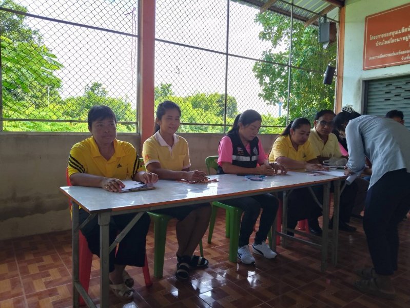 เทศบาลตำบลปักธงชัยออกบริการจ่ายเบี้ยยังชีพและบริการเก็บคค่าธรรมเนียมการเก็บขนขยะ ในเขตพื้นที่เทศบาลตำบลปักธงชัย