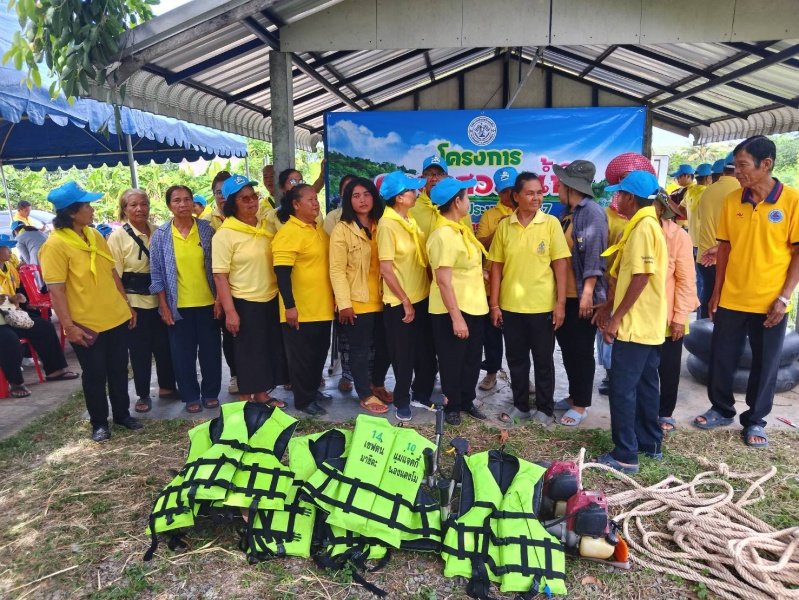 โครงการคลองสวยน้ำใส ประจำปี 2567 วันที่ 13 กันยายน 2567 ณ คลองบ้านโรงนา หมู่ 18 ต.เมืองปัก