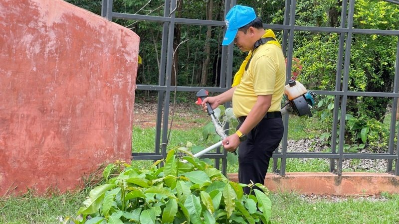 เทศบาลตำบลปักธงชัยเข้าร่วมกิจกรรมบำรุงรักษาต้นไม้ทรงปลูก และกิจกรรมจิตอาสาปลูกต้นไม้ตามโครงการเฉลิมเฉลิมพระเกียรติพระบาทสมเด็จพระเจ้าอยู่หัว เนื่องในโอกาสพระราชพิธีมหามงคลเฉลิมพระชนมพรรษา 6 รอบ 28 กรกฎาคม 2567 วันพุธที่ 24 กรกฎาคม 2567 ณ ต้นประดู่ป่า ในเขตห้ามล่าสัตว์ป่าป่าเขาภูหลวง แปลงปลูกป่า FPT 49