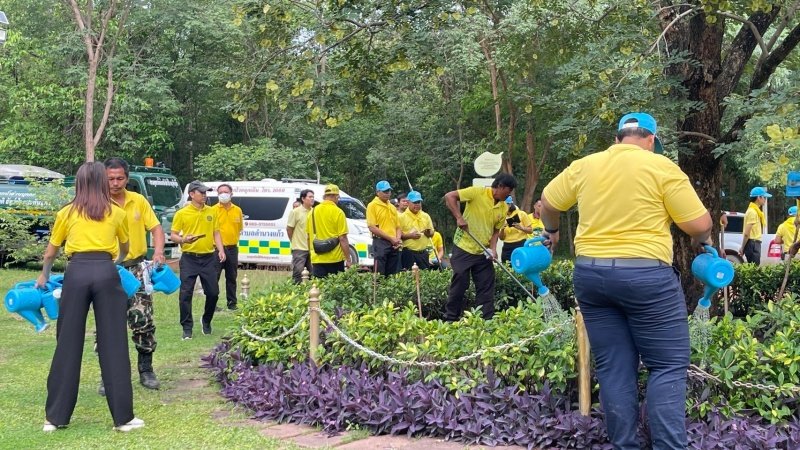 เทศบาลตำบลปักธงชัยเข้าร่วมกิจกรรมบำรุงรักษาต้นไม้ทรงปลูก และกิจกรรมจิตอาสาปลูกต้นไม้ตามโครงการเฉลิมเฉลิมพระเกียรติพระบาทสมเด็จพระเจ้าอยู่หัว เนื่องในโอกาสพระราชพิธีมหามงคลเฉลิมพระชนมพรรษา 6 รอบ 28 กรกฎาคม 2567 วันพุธที่ 24 กรกฎาคม 2567 ณ ต้นประดู่ป่า ในเขตห้ามล่าสัตว์ป่าป่าเขาภูหลวง แปลงปลูกป่า FPT 49