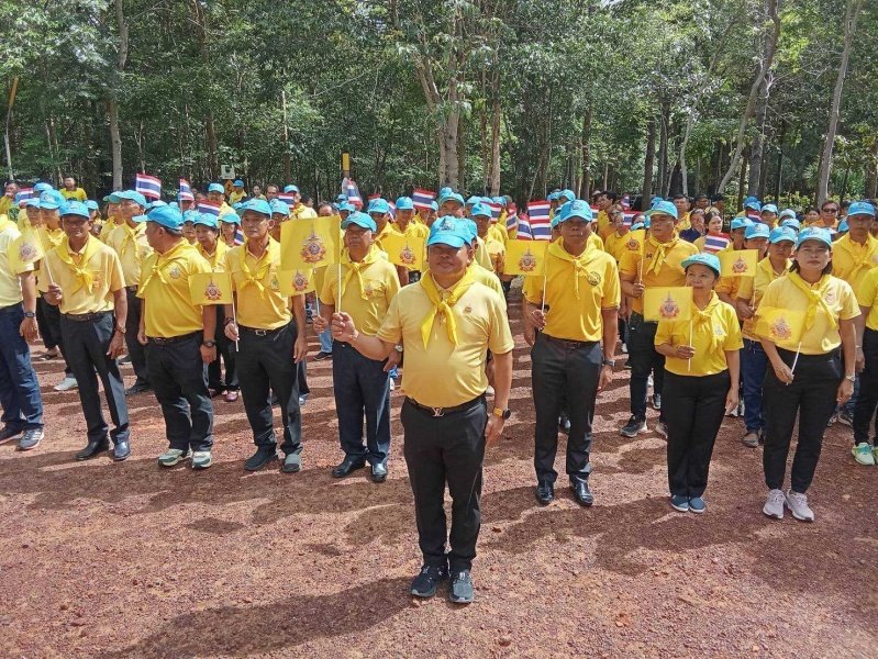 เทศบาลตำบลปักธงชัยเข้าร่วมกิจกรรมบำรุงรักษาต้นไม้ทรงปลูก และกิจกรรมจิตอาสาปลูกต้นไม้ตามโครงการเฉลิมเฉลิมพระเกียรติพระบาทสมเด็จพระเจ้าอยู่หัว เนื่องในโอกาสพระราชพิธีมหามงคลเฉลิมพระชนมพรรษา 6 รอบ 28 กรกฎาคม 2567 วันพุธที่ 24 กรกฎาคม 2567 ณ ต้นประดู่ป่า ในเขตห้ามล่าสัตว์ป่าป่าเขาภูหลวง แปลงปลูกป่า FPT 49