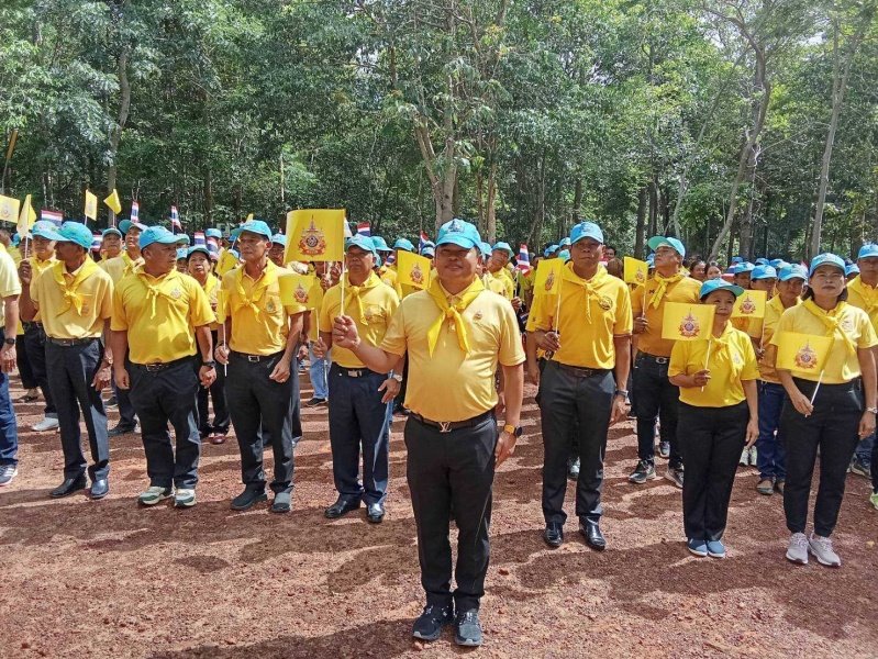 เทศบาลตำบลปักธงชัยเข้าร่วมกิจกรรมบำรุงรักษาต้นไม้ทรงปลูก และกิจกรรมจิตอาสาปลูกต้นไม้ตามโครงการเฉลิมเฉลิมพระเกียรติพระบาทสมเด็จพระเจ้าอยู่หัว เนื่องในโอกาสพระราชพิธีมหามงคลเฉลิมพระชนมพรรษา 6 รอบ 28 กรกฎาคม 2567 วันพุธที่ 24 กรกฎาคม 2567 ณ ต้นประดู่ป่า ในเขตห้ามล่าสัตว์ป่าป่าเขาภูหลวง แปลงปลูกป่า FPT 49