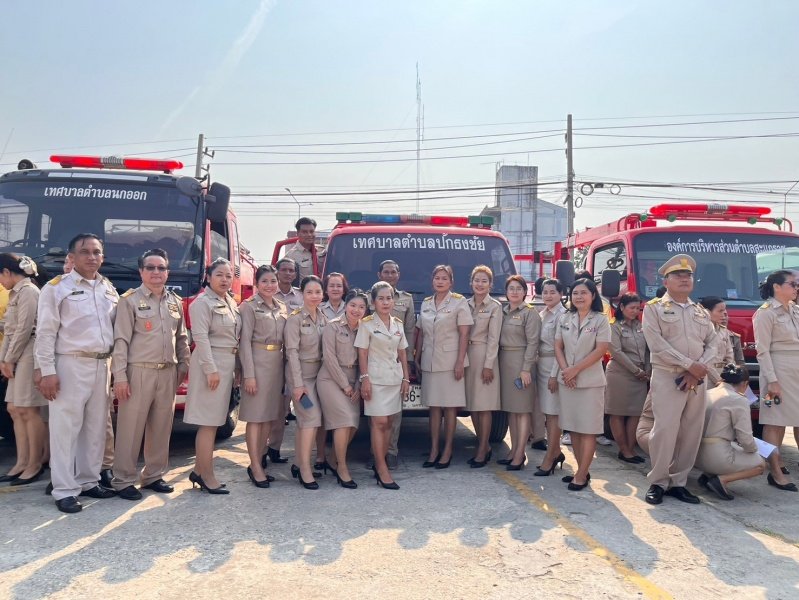 ร่วมพิธีถวายราชสักการะและกล่าวถวายสดุดีพระบาทสมเด็จพระจุลจอมเกล้าเจ้าอยู่หัว เนื่องใน "วันท้องถิ่นไทย" ประจำปี 2567 วันที่ 18 มีนาคม 2567 ณ พระบรมราชานุสาวรีย์พระบาทสมเด็จพระจุลจอมเกล้าเจ้าอยู่หัว บริเวณหน้าที่ว่าการอำเภอปักธงชัย
