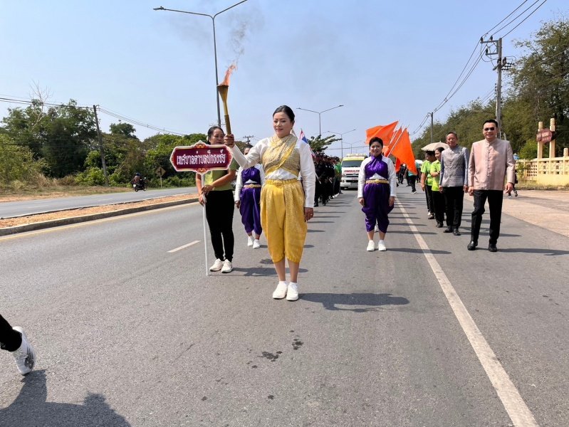 ร่วมกิจกรรมวิ่งคบไฟในพิธีเปิดงานฉลองวันแห่งชัยชนะท้าวสุรนารี ประจำปี 2567 และร่วมจัดชุดการแสดง "รำนางด้ง" ในขบวนผ้าไหมดีและหมี่โคราช ณ บริเวณลานอนุสาวรีย์ท้าวสุรนารี เพื่อเทิดทูนวีรกรรมของท้าวสุรนารี วีรสตรีไทย ส่งเสริมการอนุรักษ์ประเพณีวัฒนธรรมท้องถิ่นอันดีงาม 

วันที่ 23 มีนาคม 2567