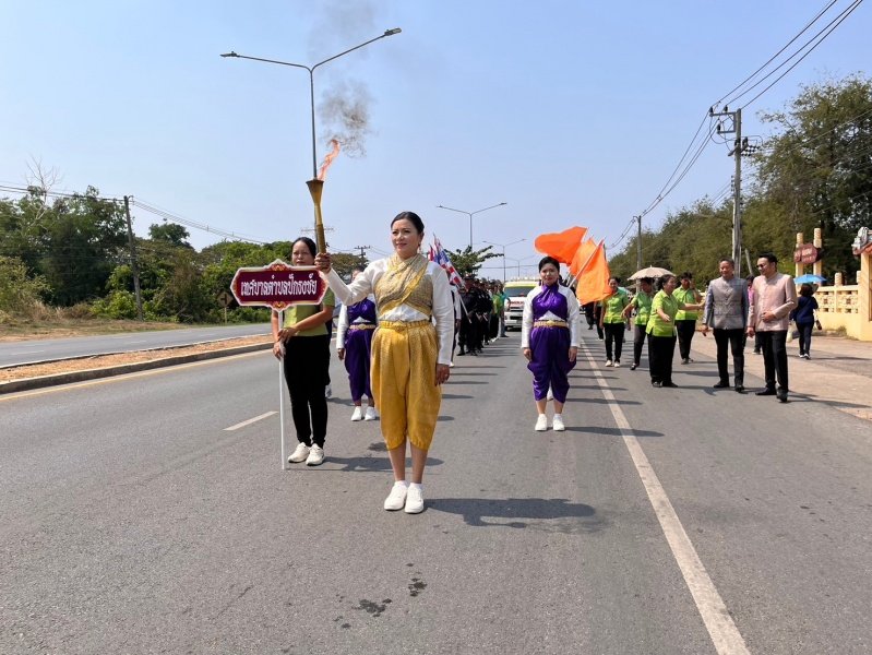 ร่วมกิจกรรมวิ่งคบไฟในพิธีเปิดงานฉลองวันแห่งชัยชนะท้าวสุรนารี ประจำปี 2567 และร่วมจัดชุดการแสดง "รำนางด้ง" ในขบวนผ้าไหมดีและหมี่โคราช ณ บริเวณลานอนุสาวรีย์ท้าวสุรนารี เพื่อเทิดทูนวีรกรรมของท้าวสุรนารี วีรสตรีไทย ส่งเสริมการอนุรักษ์ประเพณีวัฒนธรรมท้องถิ่นอันดีงาม 

วันที่ 23 มีนาคม 2567