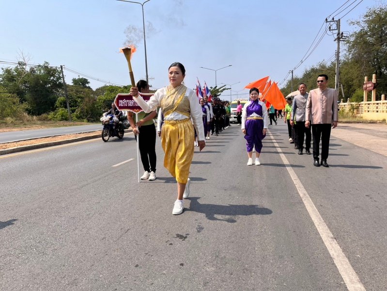 ร่วมกิจกรรมวิ่งคบไฟในพิธีเปิดงานฉลองวันแห่งชัยชนะท้าวสุรนารี ประจำปี 2567 และร่วมจัดชุดการแสดง "รำนางด้ง" ในขบวนผ้าไหมดีและหมี่โคราช ณ บริเวณลานอนุสาวรีย์ท้าวสุรนารี เพื่อเทิดทูนวีรกรรมของท้าวสุรนารี วีรสตรีไทย ส่งเสริมการอนุรักษ์ประเพณีวัฒนธรรมท้องถิ่นอันดีงาม 

วันที่ 23 มีนาคม 2567