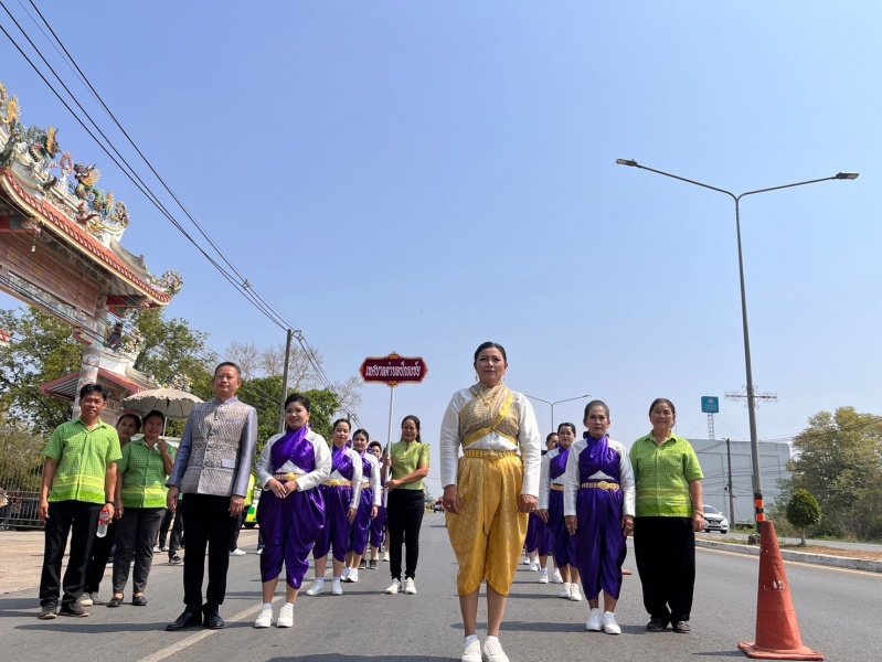 ร่วมกิจกรรมวิ่งคบไฟในพิธีเปิดงานฉลองวันแห่งชัยชนะท้าวสุรนารี ประจำปี 2567 และร่วมจัดชุดการแสดง "รำนางด้ง" ในขบวนผ้าไหมดีและหมี่โคราช ณ บริเวณลานอนุสาวรีย์ท้าวสุรนารี เพื่อเทิดทูนวีรกรรมของท้าวสุรนารี วีรสตรีไทย ส่งเสริมการอนุรักษ์ประเพณีวัฒนธรรมท้องถิ่นอันดีงาม 

วันที่ 23 มีนาคม 2567