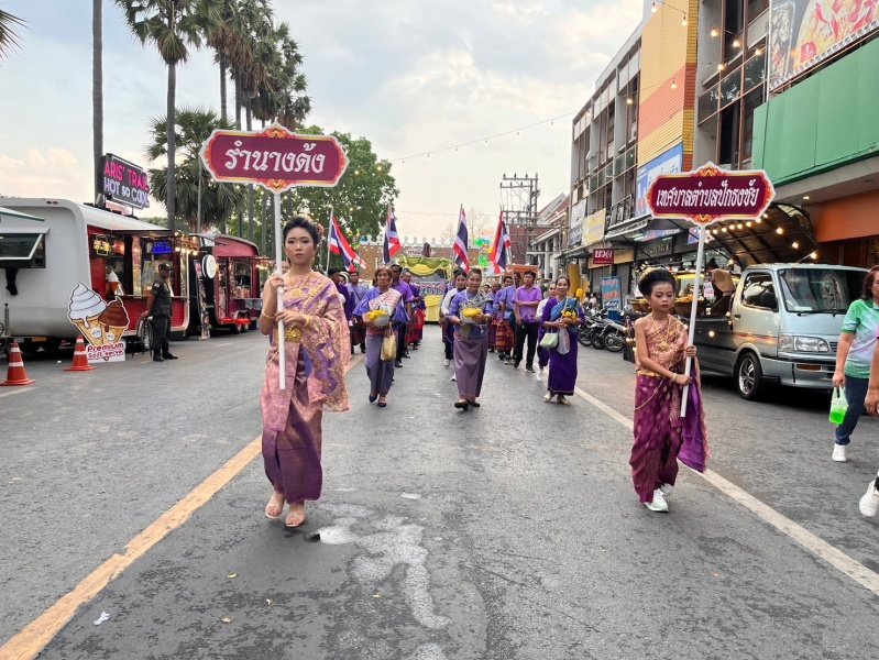 ร่วมกิจกรรมวิ่งคบไฟในพิธีเปิดงานฉลองวันแห่งชัยชนะท้าวสุรนารี ประจำปี 2567 และร่วมจัดชุดการแสดง "รำนางด้ง" ในขบวนผ้าไหมดีและหมี่โคราช ณ บริเวณลานอนุสาวรีย์ท้าวสุรนารี เพื่อเทิดทูนวีรกรรมของท้าวสุรนารี วีรสตรีไทย ส่งเสริมการอนุรักษ์ประเพณีวัฒนธรรมท้องถิ่นอันดีงาม 

วันที่ 23 มีนาคม 2567