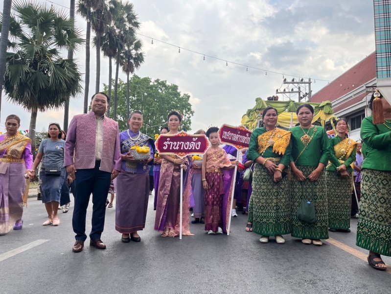 ร่วมกิจกรรมวิ่งคบไฟในพิธีเปิดงานฉลองวันแห่งชัยชนะท้าวสุรนารี ประจำปี 2567 และร่วมจัดชุดการแสดง "รำนางด้ง" ในขบวนผ้าไหมดีและหมี่โคราช ณ บริเวณลานอนุสาวรีย์ท้าวสุรนารี เพื่อเทิดทูนวีรกรรมของท้าวสุรนารี วีรสตรีไทย ส่งเสริมการอนุรักษ์ประเพณีวัฒนธรรมท้องถิ่นอันดีงาม 

วันที่ 23 มีนาคม 2567