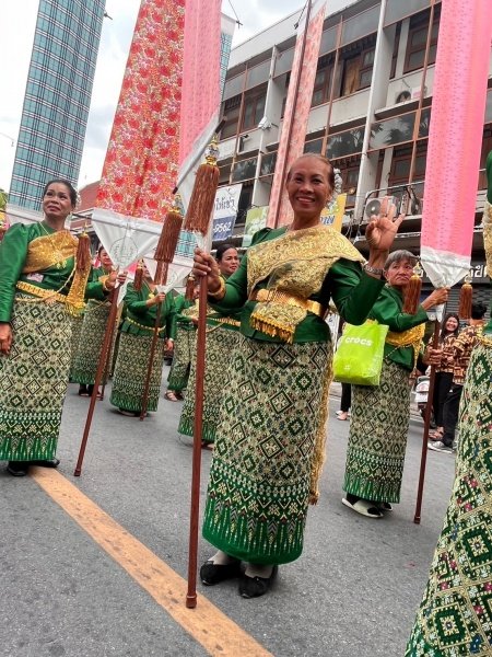 ร่วมกิจกรรมวิ่งคบไฟในพิธีเปิดงานฉลองวันแห่งชัยชนะท้าวสุรนารี ประจำปี 2567 และร่วมจัดชุดการแสดง "รำนางด้ง" ในขบวนผ้าไหมดีและหมี่โคราช ณ บริเวณลานอนุสาวรีย์ท้าวสุรนารี เพื่อเทิดทูนวีรกรรมของท้าวสุรนารี วีรสตรีไทย ส่งเสริมการอนุรักษ์ประเพณีวัฒนธรรมท้องถิ่นอันดีงาม 

วันที่ 23 มีนาคม 2567