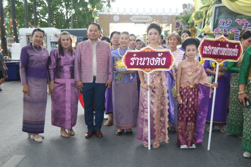 ร่วมกิจกรรมวิ่งคบไฟในพิธีเปิดงานฉลองวันแห่งชัยชนะท้าวสุรนารี ประจำปี 2567 และร่วมจัดชุดการแสดง "รำนางด้ง" ในขบวนผ้าไหมดีและหมี่โคราช ณ บริเวณลานอนุสาวรีย์ท้าวสุรนารี เพื่อเทิดทูนวีรกรรมของท้าวสุรนารี วีรสตรีไทย ส่งเสริมการอนุรักษ์ประเพณีวัฒนธรรมท้องถิ่นอันดีงาม 

วันที่ 23 มีนาคม 2567