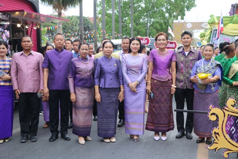 ร่วมกิจกรรมวิ่งคบไฟในพิธีเปิดงานฉลองวันแห่งชัยชนะท้าวสุรนารี ประจำปี 2567 และร่วมจัดชุดการแสดง "รำนางด้ง" ในขบวนผ้าไหมดีและหมี่โคราช ณ บริเวณลานอนุสาวรีย์ท้าวสุรนารี เพื่อเทิดทูนวีรกรรมของท้าวสุรนารี วีรสตรีไทย ส่งเสริมการอนุรักษ์ประเพณีวัฒนธรรมท้องถิ่นอันดีงาม 

วันที่ 23 มีนาคม 2567