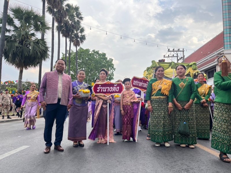 ร่วมกิจกรรมวิ่งคบไฟในพิธีเปิดงานฉลองวันแห่งชัยชนะท้าวสุรนารี ประจำปี 2567 และร่วมจัดชุดการแสดง "รำนางด้ง" ในขบวนผ้าไหมดีและหมี่โคราช ณ บริเวณลานอนุสาวรีย์ท้าวสุรนารี เพื่อเทิดทูนวีรกรรมของท้าวสุรนารี วีรสตรีไทย ส่งเสริมการอนุรักษ์ประเพณีวัฒนธรรมท้องถิ่นอันดีงาม 

วันที่ 23 มีนาคม 2567