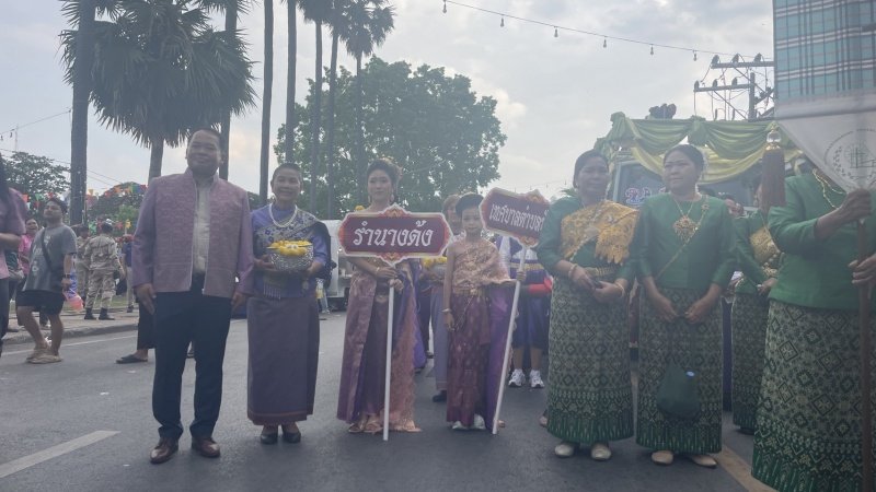 ร่วมกิจกรรมวิ่งคบไฟในพิธีเปิดงานฉลองวันแห่งชัยชนะท้าวสุรนารี ประจำปี 2567 และร่วมจัดชุดการแสดง "รำนางด้ง" ในขบวนผ้าไหมดีและหมี่โคราช ณ บริเวณลานอนุสาวรีย์ท้าวสุรนารี เพื่อเทิดทูนวีรกรรมของท้าวสุรนารี วีรสตรีไทย ส่งเสริมการอนุรักษ์ประเพณีวัฒนธรรมท้องถิ่นอันดีงาม 

วันที่ 23 มีนาคม 2567