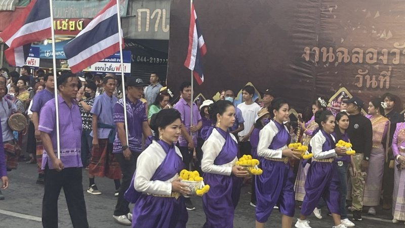 ร่วมกิจกรรมวิ่งคบไฟในพิธีเปิดงานฉลองวันแห่งชัยชนะท้าวสุรนารี ประจำปี 2567 และร่วมจัดชุดการแสดง "รำนางด้ง" ในขบวนผ้าไหมดีและหมี่โคราช ณ บริเวณลานอนุสาวรีย์ท้าวสุรนารี เพื่อเทิดทูนวีรกรรมของท้าวสุรนารี วีรสตรีไทย ส่งเสริมการอนุรักษ์ประเพณีวัฒนธรรมท้องถิ่นอันดีงาม 

วันที่ 23 มีนาคม 2567