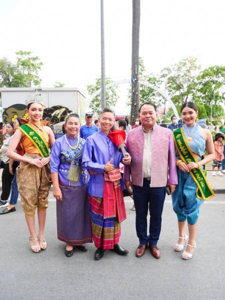 ร่วมกิจกรรมวิ่งคบไฟในพิธีเปิดงานฉลองวันแห่งชัยชนะท้าวสุรนารี ประจำปี 2567 และร่วมจัดชุดการแสดง "รำนางด้ง" ในขบวนผ้าไหมดีและหมี่โคราช ณ บริเวณลานอนุสาวรีย์ท้าวสุรนารี เพื่อเทิดทูนวีรกรรมของท้าวสุรนารี วีรสตรีไทย ส่งเสริมการอนุรักษ์ประเพณีวัฒนธรรมท้องถิ่นอันดีงาม 

วันที่ 23 มีนาคม 2567