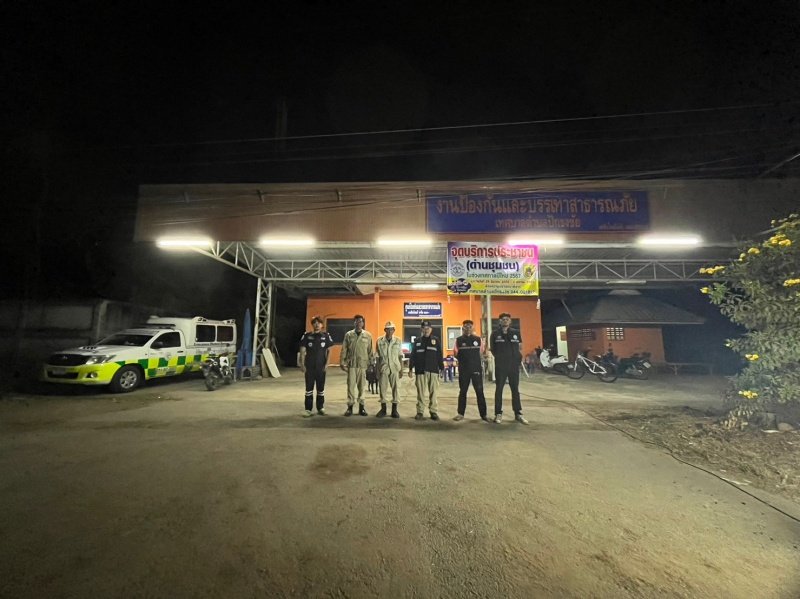 เทศบาลตำบลปักธงชัยตั้งจุดบริการประชาชน (ด่านชุมชน) ช่วงเทศกาลปีใหม่ 2567 วันที่ 29 ธันวาคม 2566 - 4 มกราคม 2567 เพื่อดูแลความปลอดภัยให้กับประชาชนในพื้นที่และผู้ใช้รถใช้ถนนชีวิตวิถีใหม่ ขับขี่อย่างปลอดภัย ไร้อุบัติเหตุ