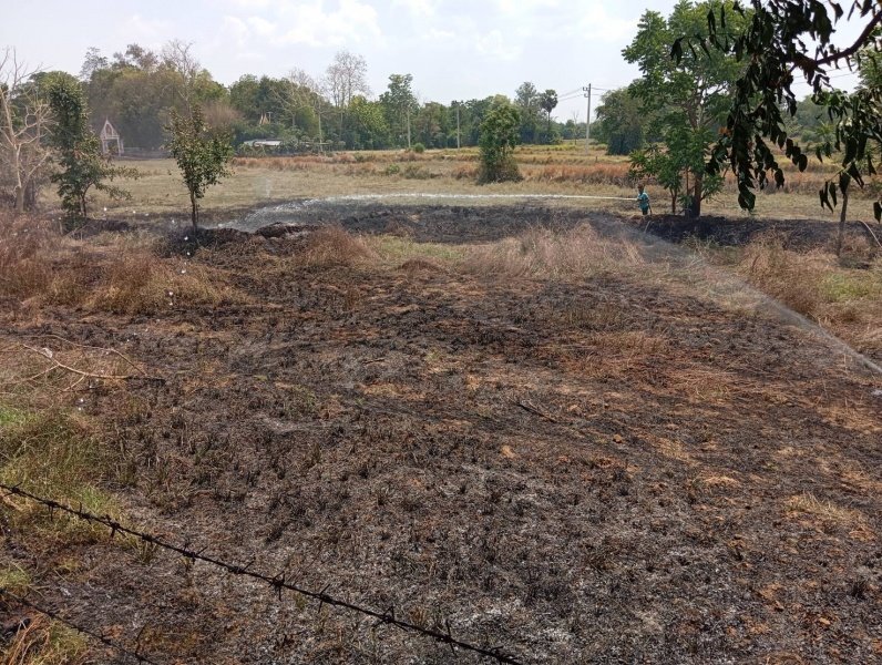 งานป้องกันและบรรเทาสาธารณภัย สำนักปลัดเทศบาล เทศบาลตำบลปักธงชัย ออกช่วยระงับเหตุไฟไหม้ ในพื้นที่รับผิดชอบและพื้นที่ข้างเคียง