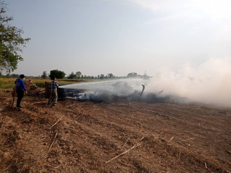 งานป้องกันและบรรเทาสาธารณภัย สำนักปลัดเทศบาล เทศบาลตำบลปักธงชัย ออกช่วยระงับเหตุไฟไหม้ ในพื้นที่รับผิดชอบและพื้นที่ข้างเคียง