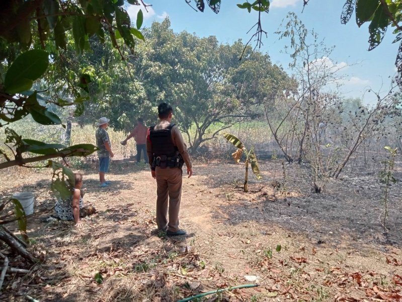 งานป้องกันและบรรเทาสาธารณภัย สำนักปลัดเทศบาล เทศบาลตำบลปักธงชัย ออกช่วยระงับเหตุไฟไหม้ ในพื้นที่รับผิดชอบและพื้นที่ข้างเคียง