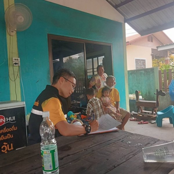 งานพัฒนาชุมชน และ กองสาธารณสุขและสิ่งแวดล้อม เทศบาลตำบลปักธงชัยออกหน่วยบริการเคลื่อนที่จ่ายเบี้ยยังชีพและบริการจัดเก็บค่าบริการเก็บขนขยะ ช่วงเดือนมกราคม – มีนาคม 2567