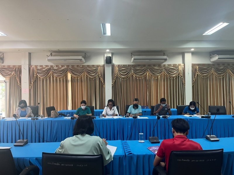 วันที่ 8 มีนาคม 2566 นางสาวอัจฉรา เทพกมล รองนายกเทศฒนตรีตำบลปักธงชัย เป็นประธานอนุกรรมการฝ่ายกลั่นกรองโครงการ กองทุนหลักประกันสุขภาพเทศบาลตำบลปักธงชัย โดยเป็นการพิจารณาโครงการที่โรงพยาบาลส่งเสริมสุขภาพบ้านดู่ โรงเรียนบ้านดู่ (สหราษฎร์วิทยา) ศูนย์พัฒนาเด็กเล็กเทศบาลตำบลปักธงชัย งานป้องกันแลับรรเทาสาธารณภัย สำนักปลัดเทศบาล เทศบาลตำบลปักธงชัย และองค์กร หรือกลุ่มประชาชน นำเสนอ เพื่อพิจารณากลั่นกรองโคร