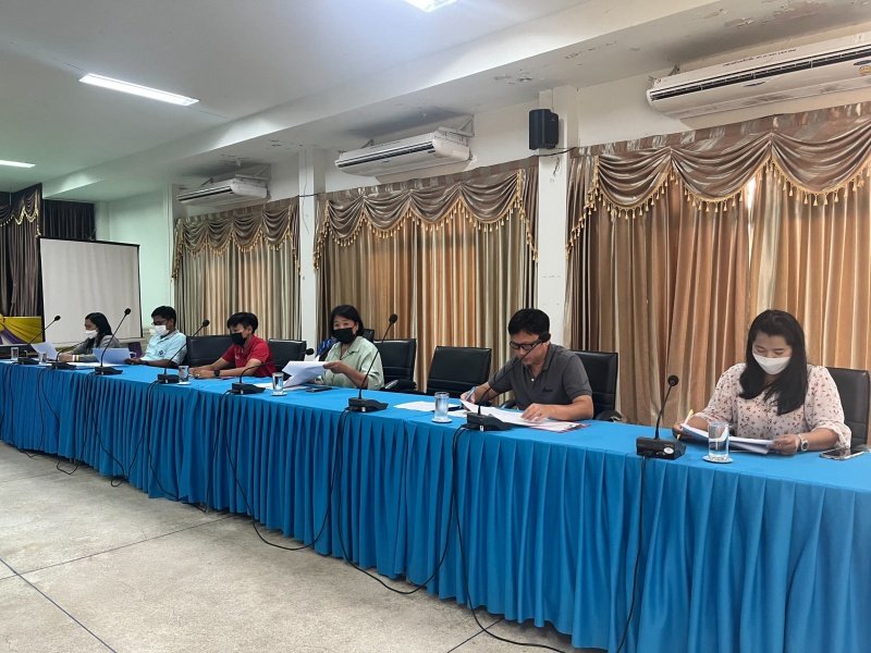 วันที่ 8 มีนาคม 2566 นางสาวอัจฉรา เทพกมล รองนายกเทศฒนตรีตำบลปักธงชัย เป็นประธานอนุกรรมการฝ่ายกลั่นกรองโครงการ กองทุนหลักประกันสุขภาพเทศบาลตำบลปักธงชัย โดยเป็นการพิจารณาโครงการที่โรงพยาบาลส่งเสริมสุขภาพบ้านดู่ โรงเรียนบ้านดู่ (สหราษฎร์วิทยา) ศูนย์พัฒนาเด็กเล็กเทศบาลตำบลปักธงชัย งานป้องกันแลับรรเทาสาธารณภัย สำนักปลัดเทศบาล เทศบาลตำบลปักธงชัย และองค์กร หรือกลุ่มประชาชน นำเสนอ เพื่อพิจารณากลั่นกรองโคร