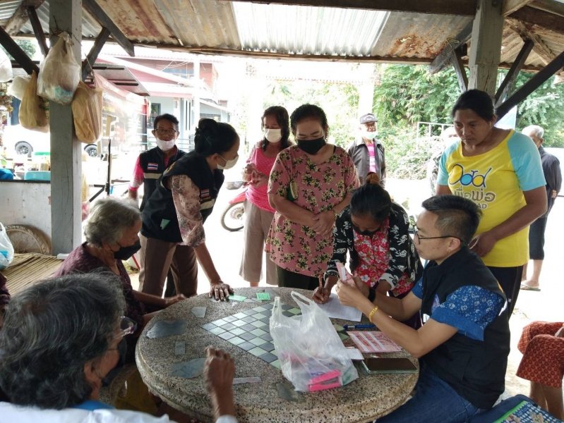 งานพัฒนาชุมชน และกองสาธารณสุขและสิ่งแวดล้อมเทศบาลตำบลปักธงชัย ออกจ่ายเบี้ยยังชีพและบริการจัดเก็บค่าบริการเก็บขนขยะช่วงเดือนมกราคม– มีนาคม 2566