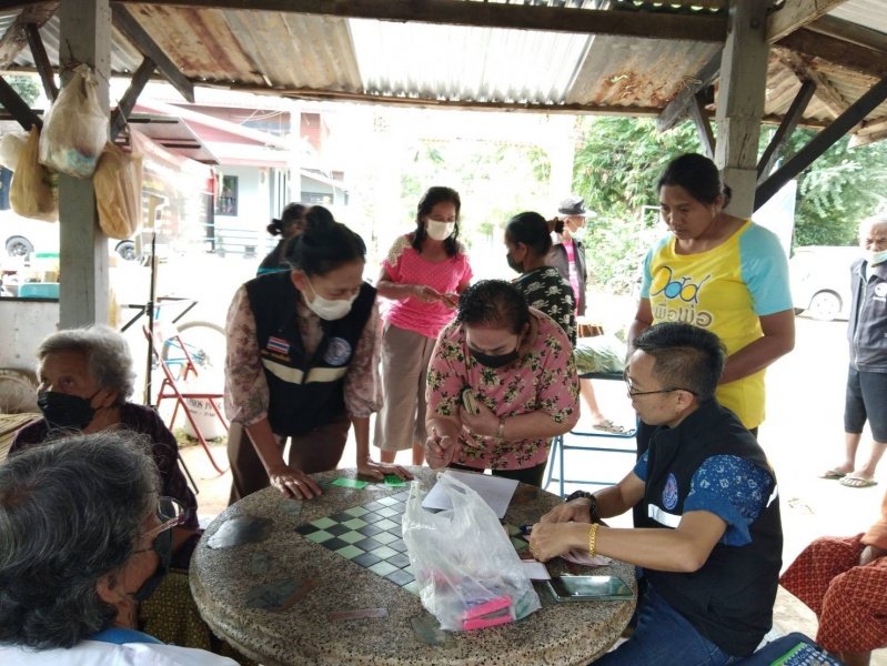 งานพัฒนาชุมชน และกองสาธารณสุขและสิ่งแวดล้อมเทศบาลตำบลปักธงชัย ออกจ่ายเบี้ยยังชีพและบริการจัดเก็บค่าบริการเก็บขนขยะช่วงเดือนมกราคม– มีนาคม 2566