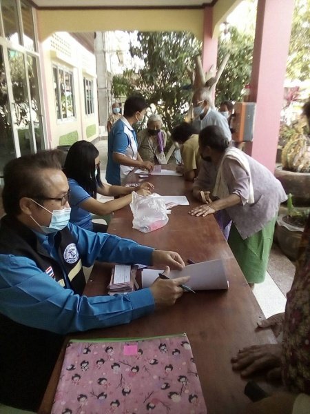 งานพัฒนาชุมชน และกองสาธารณสุขและสิ่งแวดล้อมเทศบาลตำบลปักธงชัย ออกจ่ายเบี้ยยังชีพและบริการจัดเก็บค่าบริการเก็บขนขยะช่วงเดือนมกราคม– มีนาคม 2566