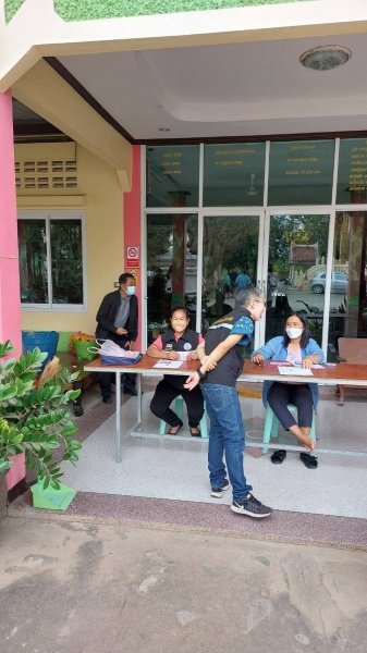 งานพัฒนาชุมชน และกองสาธารณสุขและสิ่งแวดล้อมเทศบาลตำบลปักธงชัย ออกจ่ายเบี้ยยังชีพและบริการจัดเก็บค่าบริการเก็บขนขยะช่วงเดือนมกราคม– มีนาคม 2566