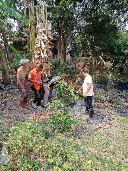 งานป้องกันและบรรเทาสาธารรภัย เทศบาลตำบลปักธงชัย ออกช่วยระงับเหตุเพลิงไหม้ บ้านนาแค หมู่ที่ 4