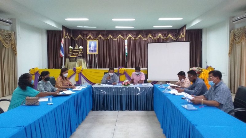 งานวิเคราะห์นโยบายและแผน สำนักปลัดเทศบาล เทศบาลตำบลปักธงชัย ดำเนินการประชุมคณะกรรมการติดตามแผนพัฒนาท้องถิ่น ประจำปีงบประมาณ 2566 วันที่ 29 พฤศจิกายน 2565 เวลา 09.30 น. ณ หอประชุมเทศบาลตำบลปักธงชัย

