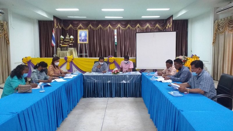 งานวิเคราะห์นโยบายและแผน สำนักปลัดเทศบาล เทศบาลตำบลปักธงชัย ดำเนินการประชุมคณะกรรมการติดตามแผนพัฒนาท้องถิ่น ประจำปีงบประมาณ 2566 วันที่ 29 พฤศจิกายน 2565 เวลา 09.30 น. ณ หอประชุมเทศบาลตำบลปักธงชัย

