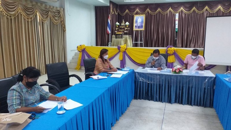 งานวิเคราะห์นโยบายและแผน สำนักปลัดเทศบาล เทศบาลตำบลปักธงชัย ดำเนินการประชุมคณะกรรมการติดตามแผนพัฒนาท้องถิ่น ประจำปีงบประมาณ 2566 วันที่ 29 พฤศจิกายน 2565 เวลา 09.30 น. ณ หอประชุมเทศบาลตำบลปักธงชัย

