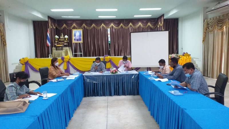 งานวิเคราะห์นโยบายและแผน สำนักปลัดเทศบาล เทศบาลตำบลปักธงชัย ดำเนินการประชุมคณะกรรมการติดตามแผนพัฒนาท้องถิ่น ประจำปีงบประมาณ 2566 วันที่ 29 พฤศจิกายน 2565 เวลา 09.30 น. ณ หอประชุมเทศบาลตำบลปักธงชัย

