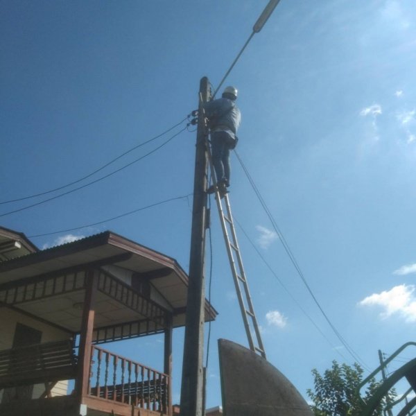 เทศบาลตำบลปักธงชัย ซ่อมแซม ติดตั้ง เพิ่มจุดไฟฟ้าสาธารณะหมู่บ้าน ประจำเดือนตุลาคม - ธันวาคม 2564