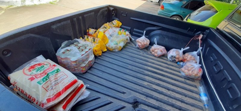 เทศบาลตำบลปักธงชัย โดยงานป้องกันและบรรเทาสาธารณภัย มอบถุงทรายเพื่อช่วยเหลือผู้ประสบภัยนำ้ท่วม ช่วงเดือนตุลาคม - เดือนธันวาคม 2565