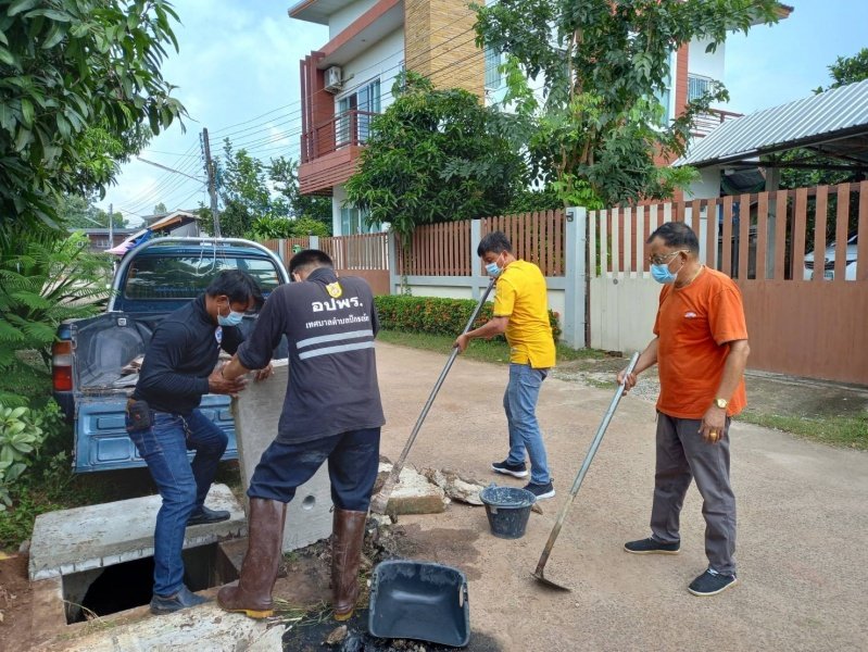 เทศบาลตำบลปักธงชัย โดยกองช่างลงพื้นที่แก้ไขปัญหาความเดือดร้อนของชาวบ้าน ประจำเดือนตุลาคม - ธันวาคม 2565