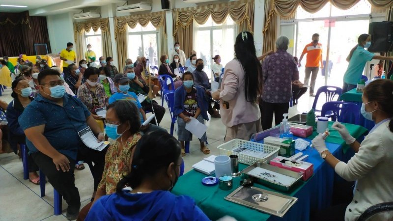 เอื้อเฟื้อสถานที่เพื่อฉีดวัคซินโควิด - 19 เทศบาลตำบลปักะงชัยเอื้อเฟื้อสถานที่ (หอประชุมเทศบาลตำบลปักธงชัย) เพื่อรองรับผู้มารับบริการฉีดวัคซินโควิด - 19 ในเขตพื้นที่ตำบลเมืองปัก ช่วงเดือนตุลาคม - ธันวาคม 2565