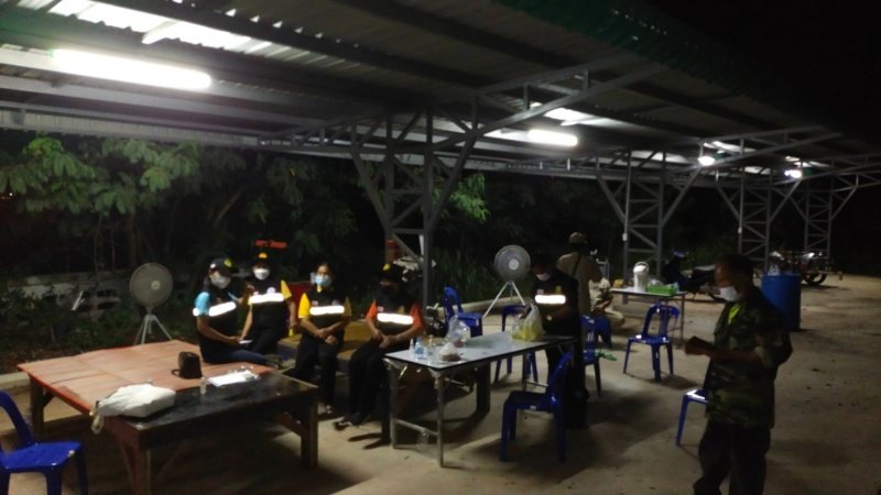 เทศบาลตำบลปักธงชัย แต่งตั้งชุดปฏิบัติการเพื่อควบคุมการแพร่ระบาดของโรคติดเชื้อไวรัสโคโรนา 2019 (โควิด - 19) ในเขตพื้นที่เทศบาลตำบลปักธงชัย ประจำเดือนกรกฎาคม - กันยายน 2564