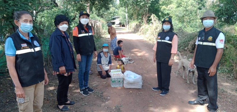 เทศบาลตำบลปักธงชัยมอบถุงยังชีพให้แก่ผู้กักตัว ในเขตพื้นที่เทศบาลตำบลปักธงชัยประจำเดือนกรกฎาคม - กันยายน 2564