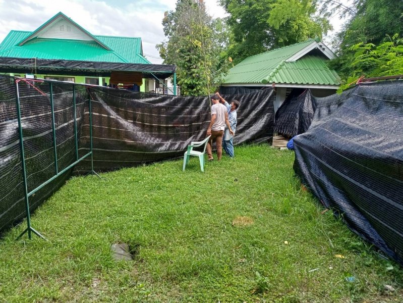 จัดเตรียมสถานที่กักกัน เฝ้าระวัง ป้องกัน และควบคุมโรคติดเชื้อไวรัสโคโรนา 2019 (โควิด - 19) ณ ศูนย์สามวัย เทศบาลตำบลปักธงชัย 20 กรกฎาคม 2564