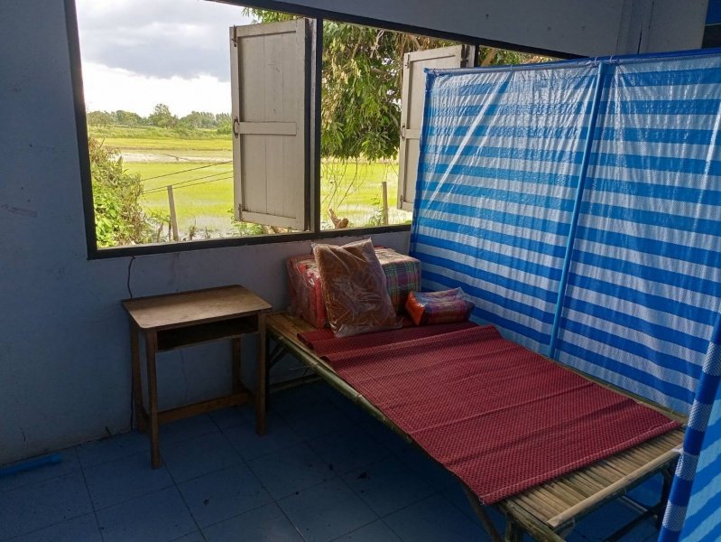 เทศบาลตำบลปักธงชัย เตรียมสถานที่ศูนย์แยกกักตัวในชุมชน Community Isolation (CI) ประจำปี พ.ศ. 2564 ณ โรงเรียนโพธิ์ทอง บ้านโรงนา ตำบลเมืองปัก อำเภอปักธงชัย จังหวัดนครราชสีมา