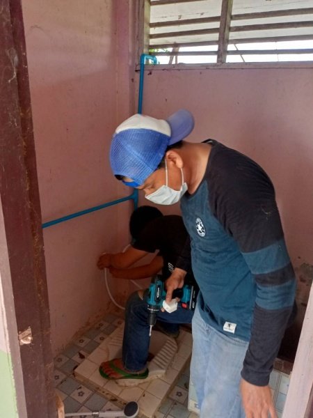 เทศบาลตำบลปักธงชัย เตรียมสถานที่ศูนย์แยกกักตัวในชุมชน Community Isolation (CI) ประจำปี พ.ศ. 2564 ณ โรงเรียนโพธิ์ทอง บ้านโรงนา ตำบลเมืองปัก อำเภอปักธงชัย จังหวัดนครราชสีมา