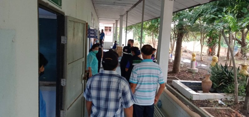 เทศบาลตำบลปักธงชัย เตรียมสถานที่ศูนย์แยกกักตัวในชุมชน Community Isolation (CI) ประจำปี พ.ศ. 2564 ณ โรงเรียนโพธิ์ทอง บ้านโรงนา ตำบลเมืองปัก อำเภอปักธงชัย จังหวัดนครราชสีมา