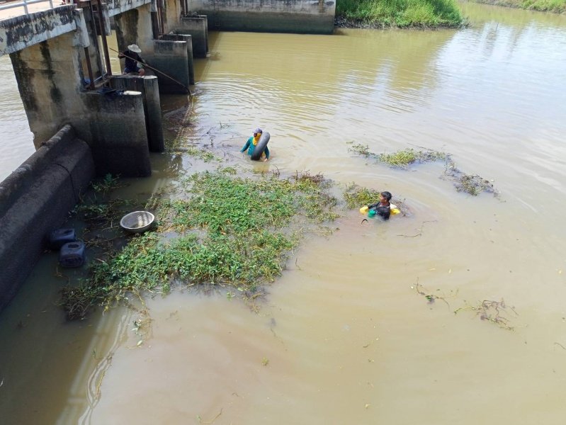 โครงการคลองสวยน้ำใสเทศบาลตำบลปักธงชัย ประจำปี พ.ศ. 2564 วันที่ 4 กันยายน 2564 ณ บ้านนาแค หมู่ที่ 4 ตำบลเมืองปัก อำเภอปักธงชัย จังหวัดนครราชสีมา