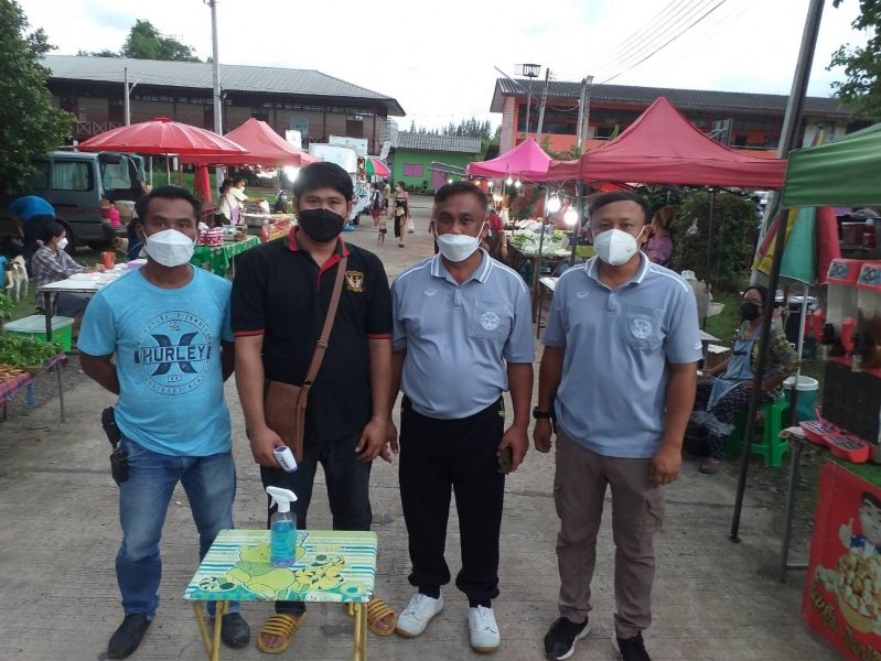 เทศบาลตำบลปักธงชัยแต่งตั้งชุดปฏิบัติการในการเฝ้าระวังและควบคุมการแพร่ระบาดของโรคติดเชื้อไวรัสโคโรนา 2019 (โควิด - 19) ตลาดนัดร้านอาหารนั่งทานในเขตพื้นที่ของเทศบาลตำบลปักะงชัย กรกฎาคม - กันยายน ประจำปี พ.ศ. 2564