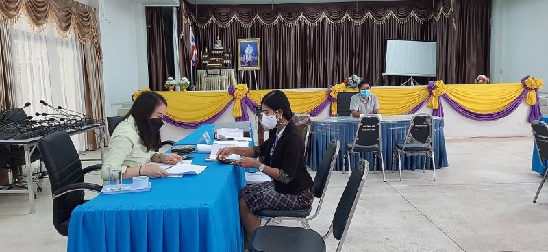 เทศบาลตำบลปักธงชัย รับการตรวจมาตรฐานการปฏิบัติงาน ประจำปี พ.ศ. 2564 วันที่ 4 สิงหาคม 2564 ณ หอประชุม เทศบาลตำบลปักธงชัย