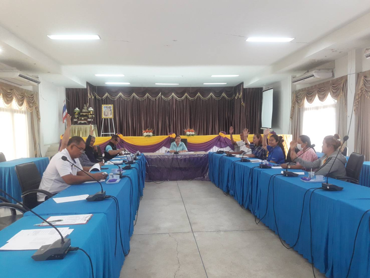 การประชุมคัดเลือกสื่อการเรียนการสอนศูนย์พัฒนาเด็กเล็กเทศบาลตำบลปักธงชัย 